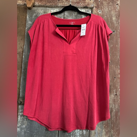 LOFT Tops - NWT!!! ❤️ WOMEN’S SIZE XL LOFT SHORT SLEEVE SHIRT!!  ❤️